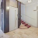 Outstanding Apartment Near Champs-Elysees By Guestready